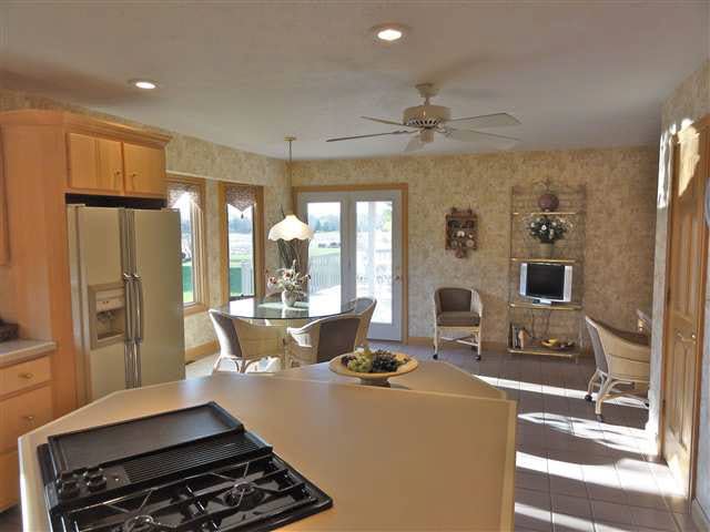 400 S Riviera Ln, Yorktown, IN 47396 photo 4