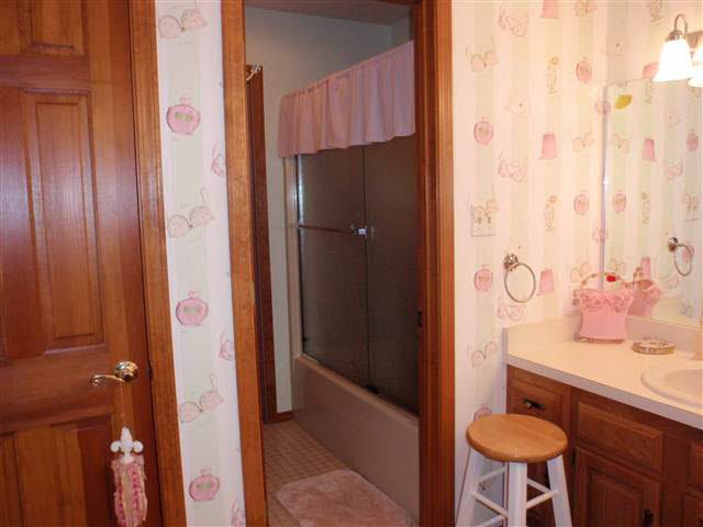 3801 W Kingswood Ct, Muncie, IN 47304 photo 26