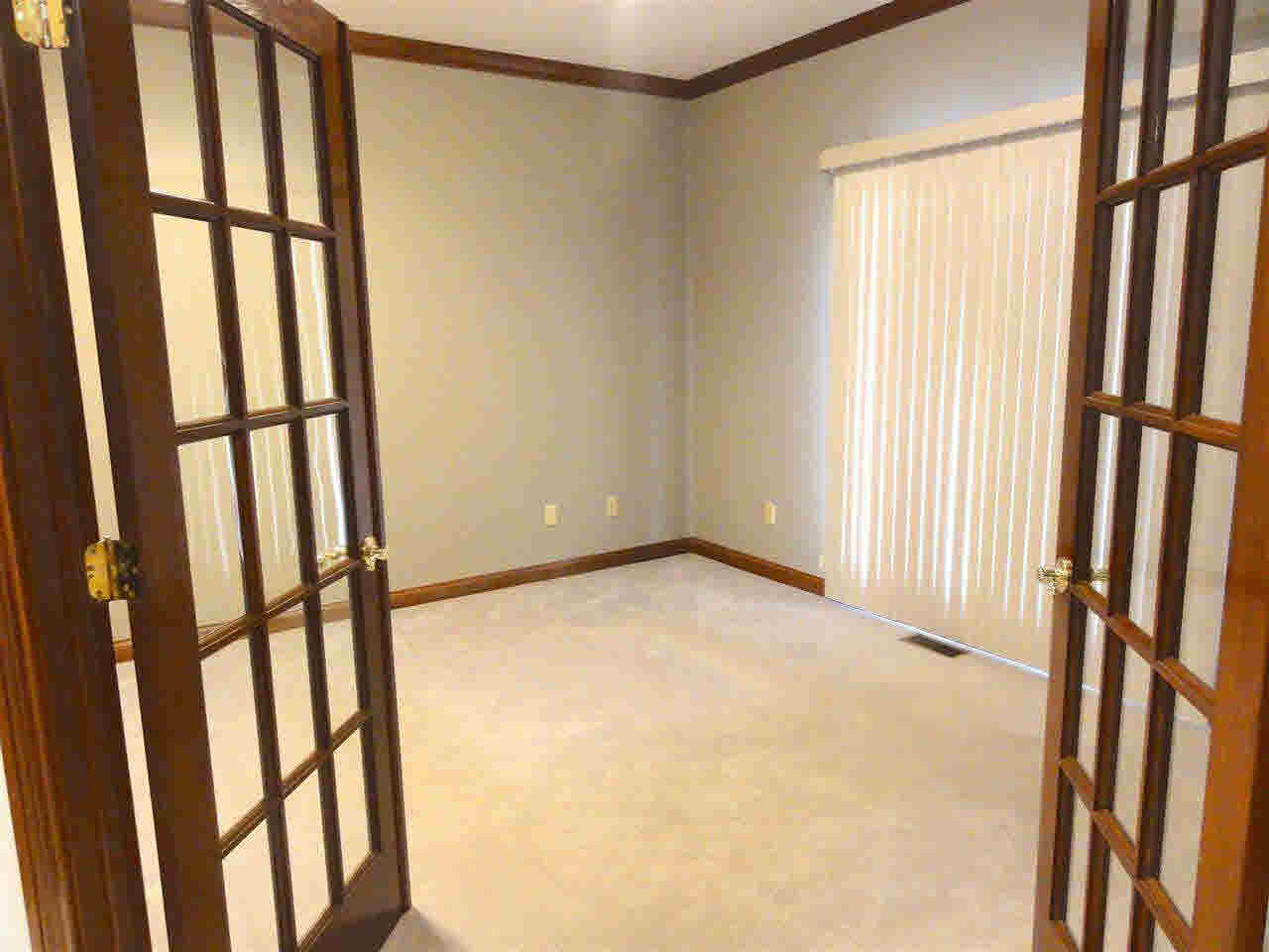 5200 W Deerbrook Dr, Muncie, IN 47304 photo 10