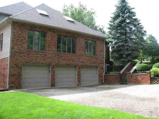 8001 W River Rd, Yorktown, IN 47396 photo 2