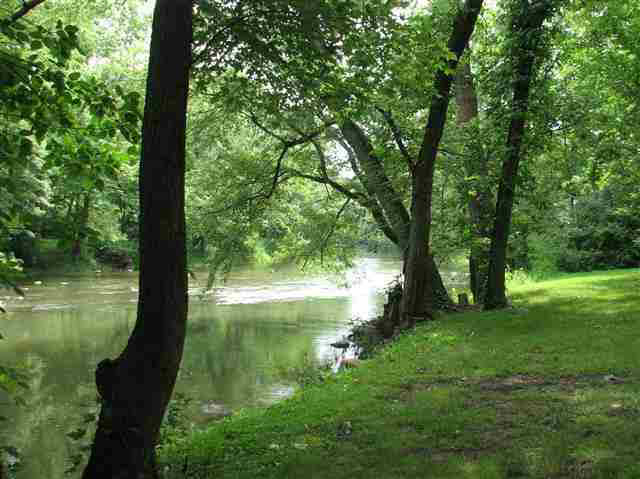 8001 W River Rd, Yorktown, IN 47396 photo 5