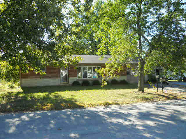 11924 W Freeman Ln, Monticello, IN 47960 photo 1