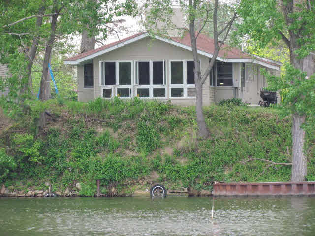 3642 E Bailey Rd, Monticello, IN 47960 photo 1