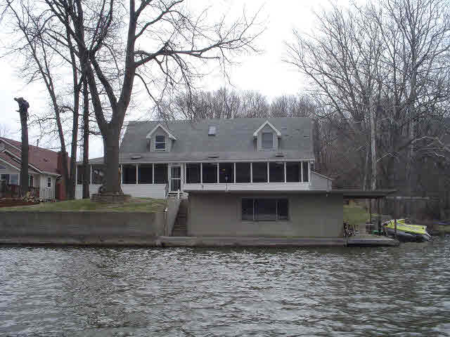 2366 N Sullivan Ct, Monticello, IN 47960 photo 1