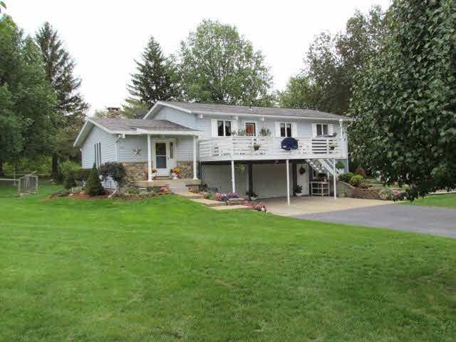 942 E Carter Ct, Brookston, IN 47923 photo 1