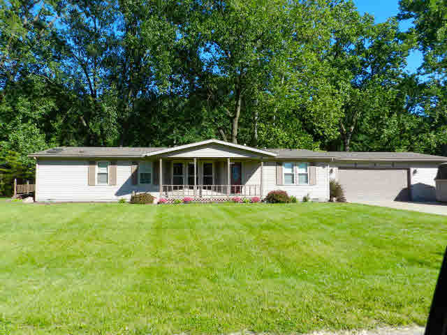 11168 N Quiet Water Rd, Monticello, IN 47960 photo 1