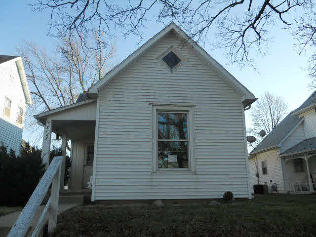 2127 Smead St, Logansport, IN 46947 photo 1