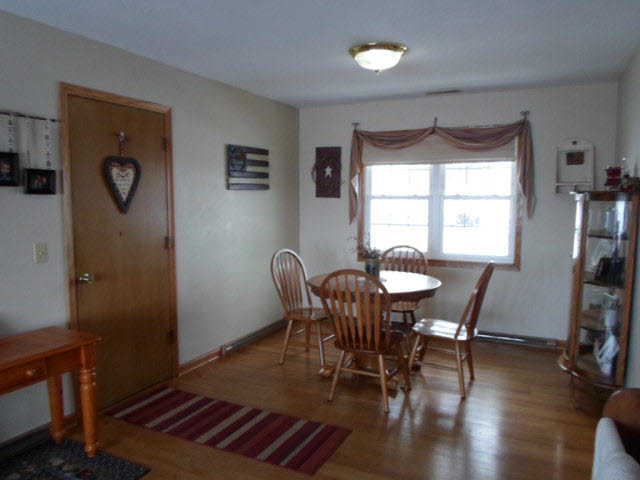5366 S 300 W, Chalmers, IN 47929 photo 2