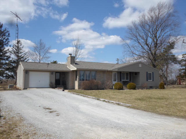 5366 S 300 W, Chalmers, IN 47929 photo 1