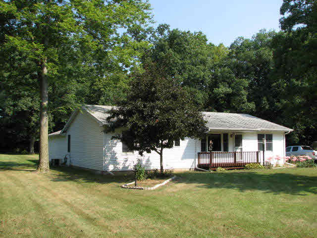 5511 E Quiet Water Ct, Monticello, IN 47960 photo 1