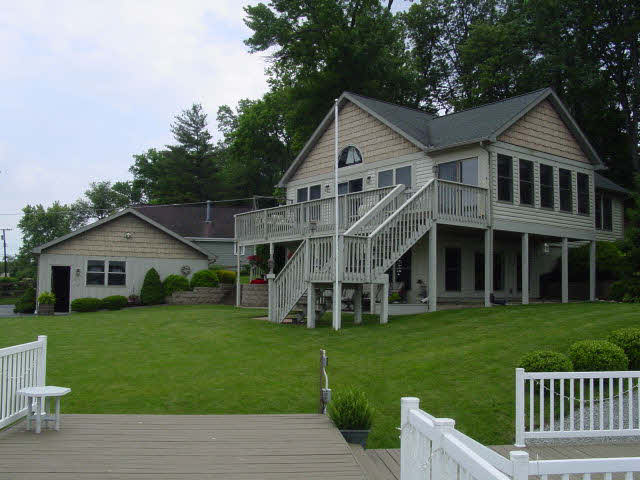 5248 S Gingrich Ct, Monticello, IN 47960 photo 1