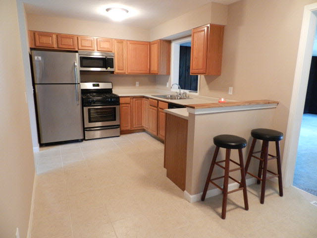 607 Hillcrest Dr, Monticello, IN 47960 photo 2