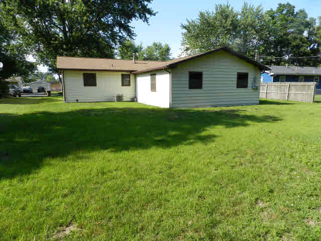 607 Hillcrest Dr, Monticello, IN 47960 photo 14
