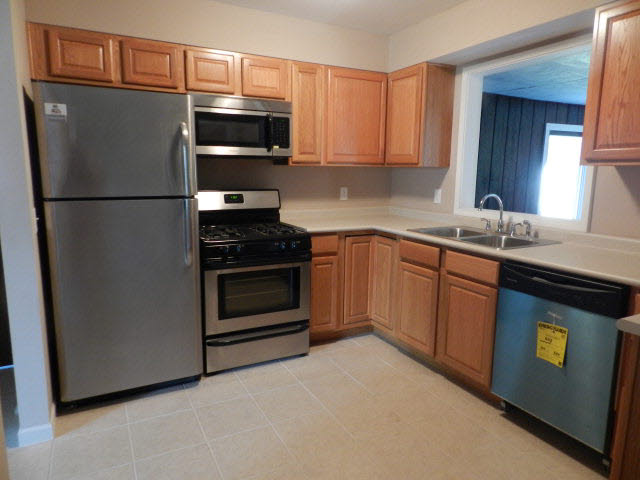 607 Hillcrest Dr, Monticello, IN 47960 photo 3