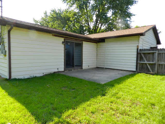 607 Hillcrest Dr, Monticello, IN 47960 photo 13