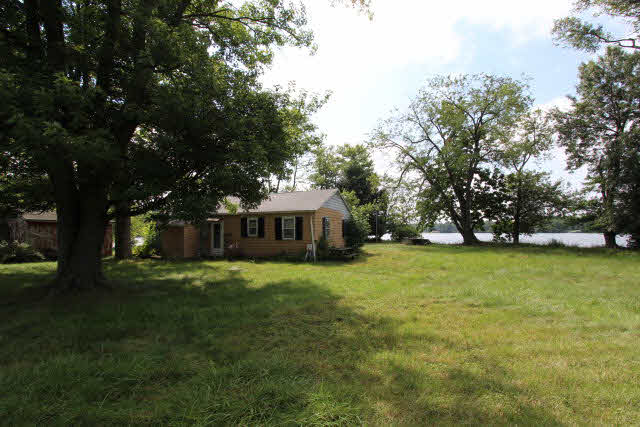 2198 N Sullivan Ct, Monticello, IN 47960 photo 1