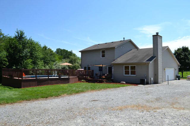 5251 E 400 N, Monticello, IN 47960 photo 2