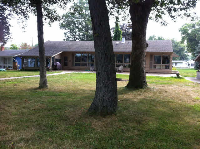 3136 N Cardinal Dr, Monticello, IN 47960 photo 1
