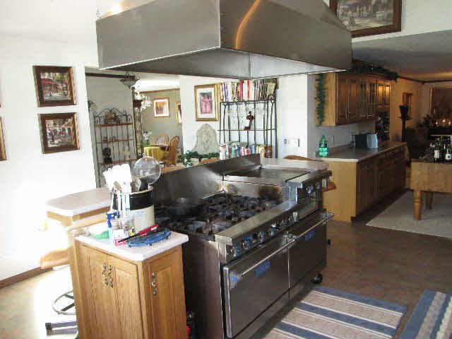765 W 900 N, Monon, IN 47959 photo 2
