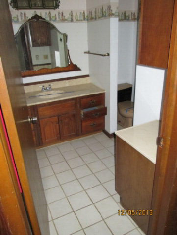 317 S West St, Winamac, IN 46996 photo 9
