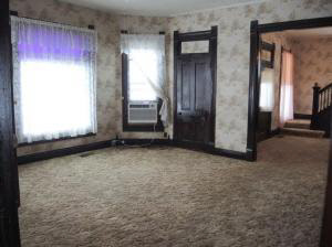 602 W Frank St, Mitchell, IN 47446 photo 3