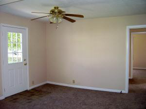 1005 W Brook St, Mitchell, IN 47446 photo 4