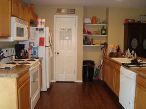 9910 E Summitt Ln, Canaan, IN 47224 photo 3