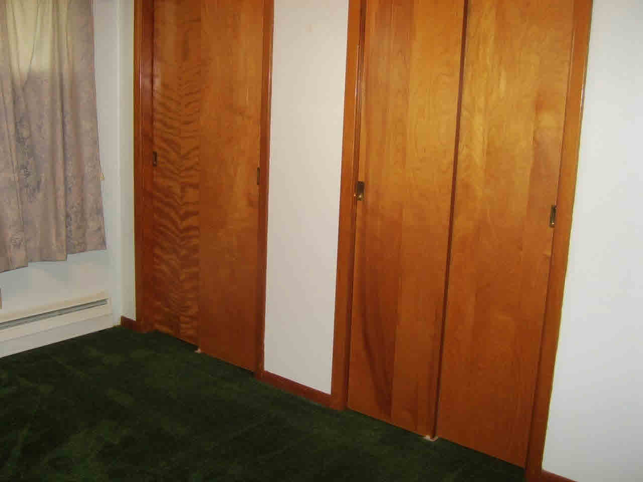 439 E 7th St, Portland, IN 47371 photo 9