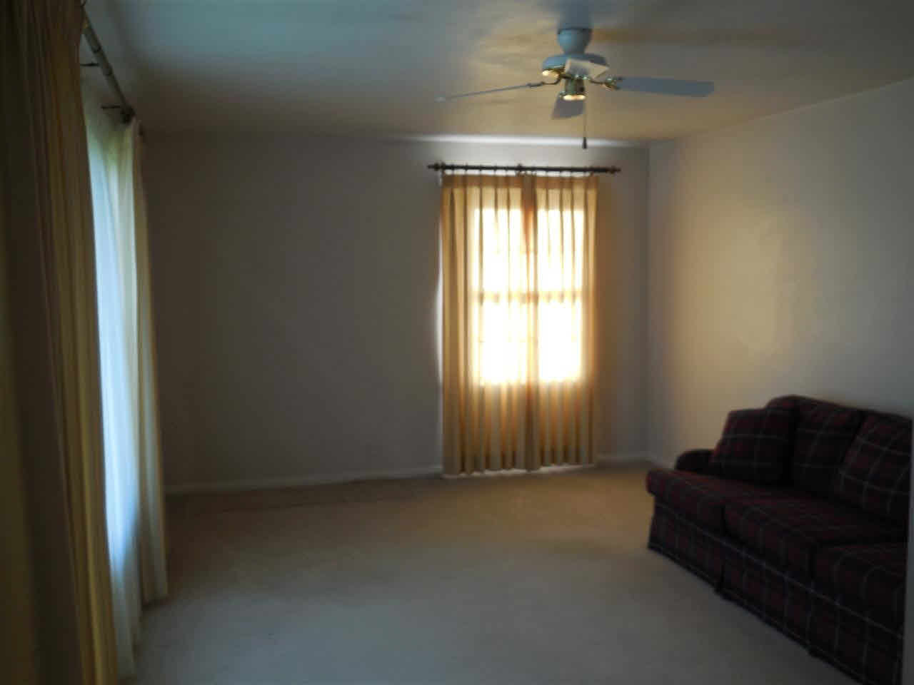 509 E North St, Portland, IN 47371 photo 9