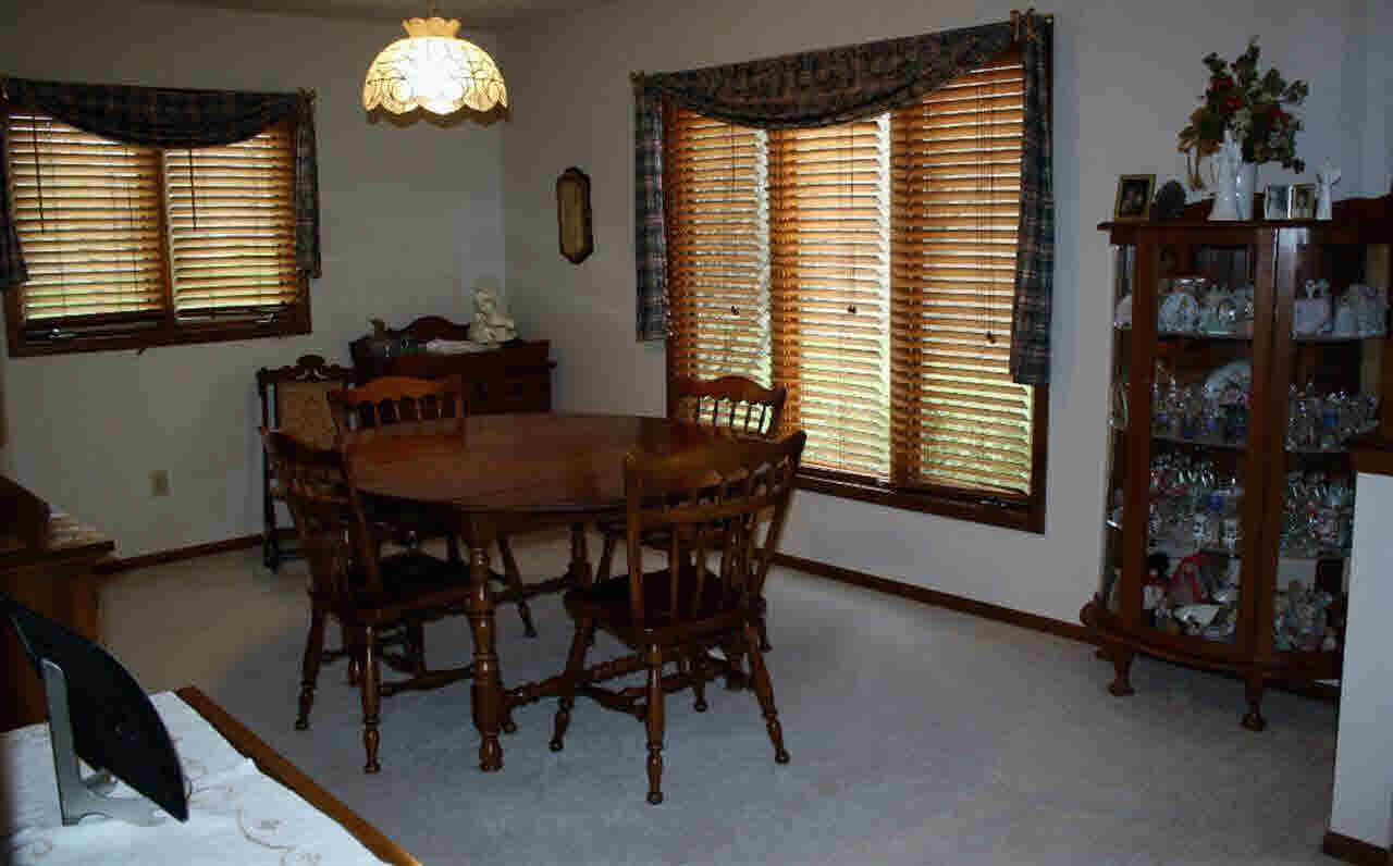 30 Maple Ct, Hartford City, IN 47348 photo 5