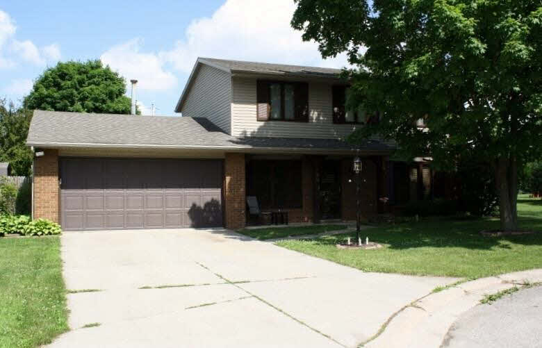 30 Maple Ct, Hartford City, IN 47348 photo 1