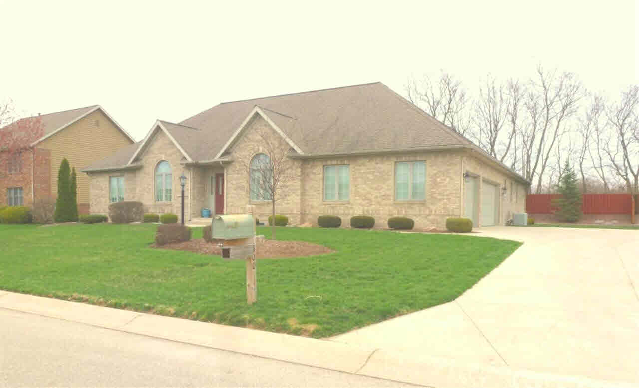 500 S Prairie Trce, Muncie, IN 47304 photo 1