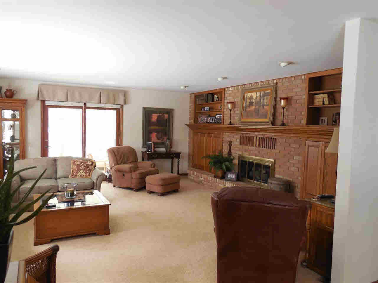 210 Williamson Dr, Portland, IN 47371 photo 3
