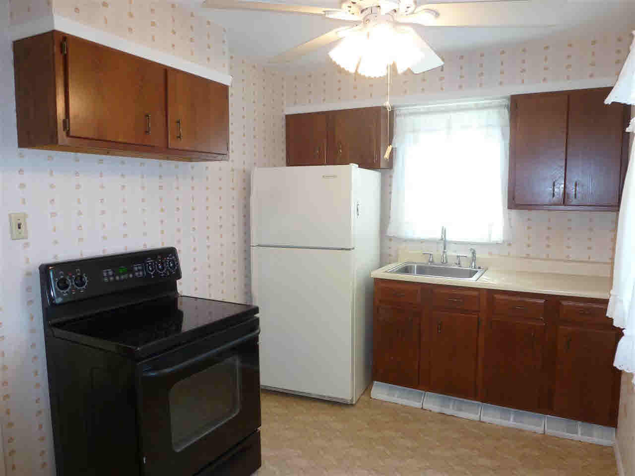 1901 E Greenlawn Ct, Muncie, IN 47302 photo 6