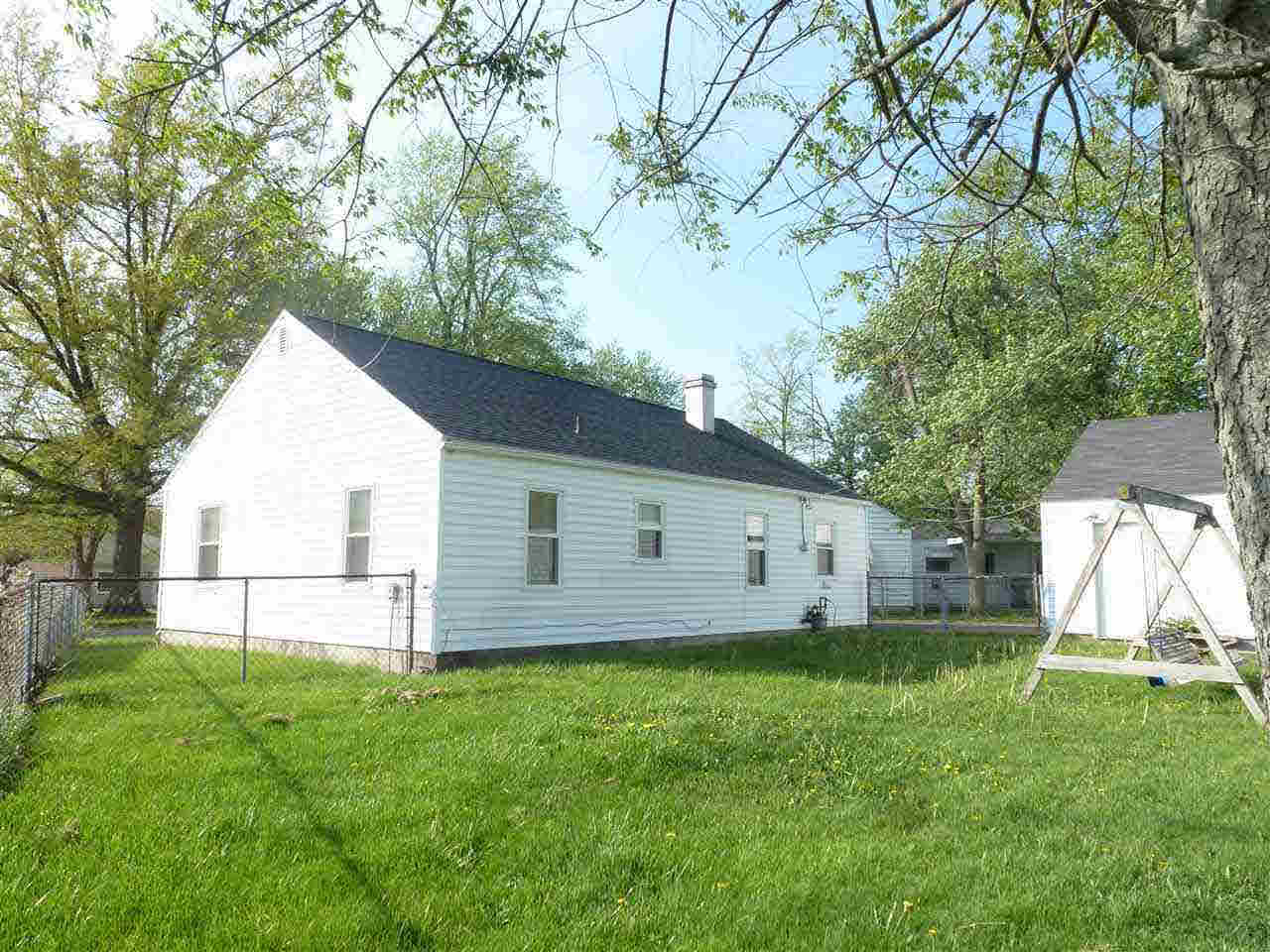 1901 E Greenlawn Ct, Muncie, IN 47302 photo 20