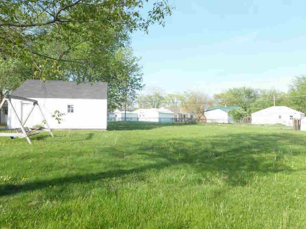 1901 E Greenlawn Ct, Muncie, IN 47302 photo 22