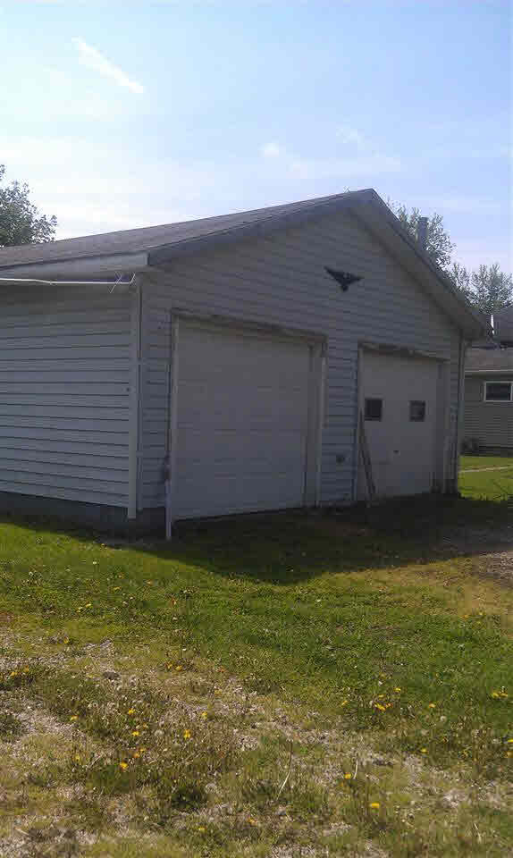 364 W Jay, Dunkirk, IN 47336 photo 2