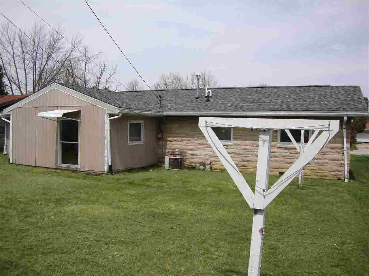 308 E 1st St, Hartford City, IN 47348 photo 10