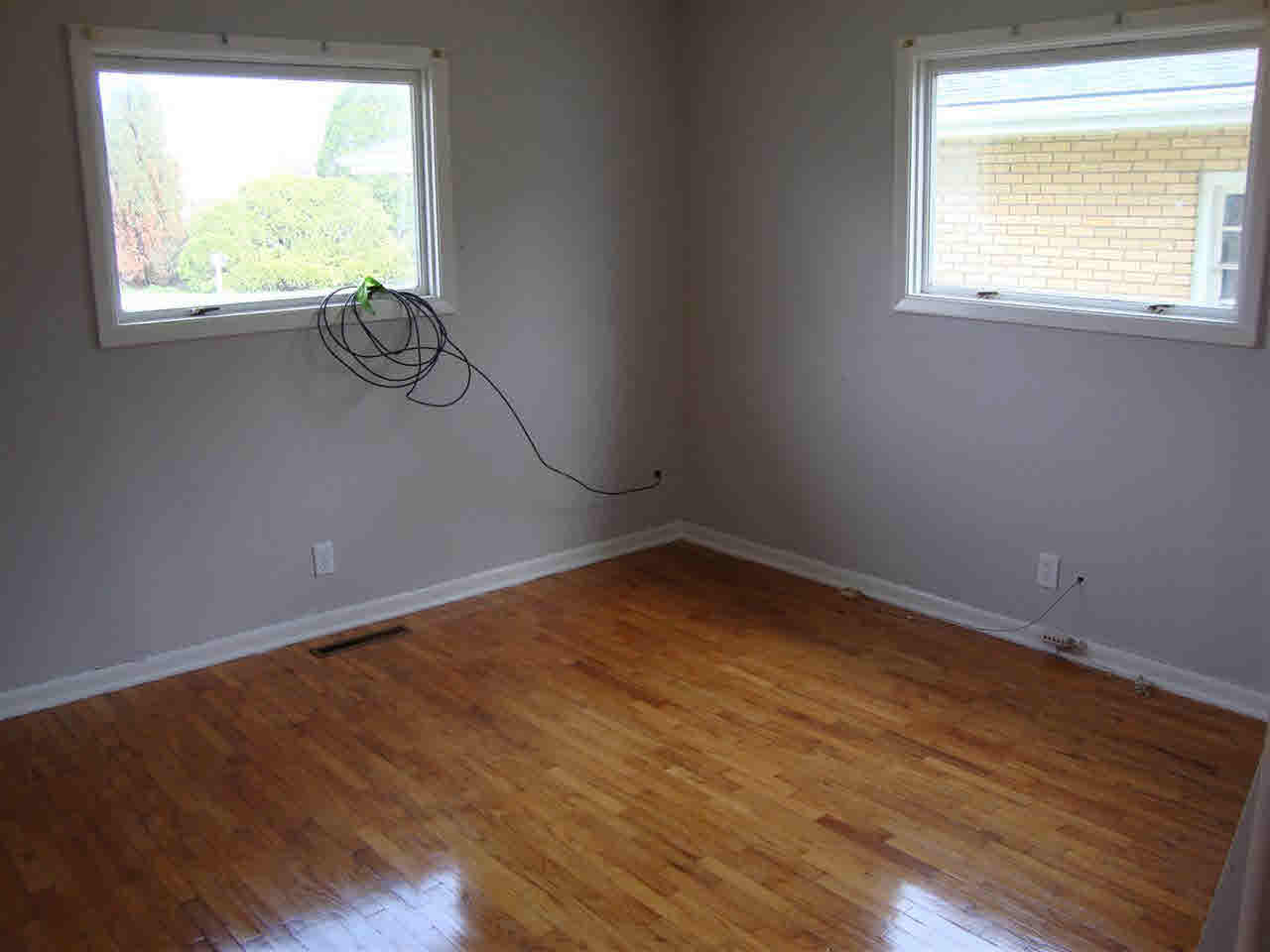 308 E 1st St, Hartford City, IN 47348 photo 5