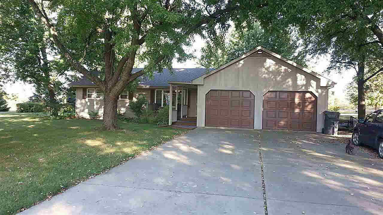 4303 N Oak, Union City, IN 47390 photo 1