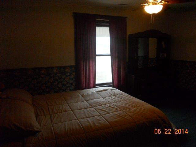 601 E Second St, Reynolds, IN 47980 photo 9