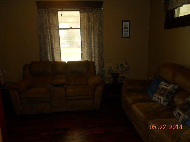 601 E Second St, Reynolds, IN 47980 photo 2