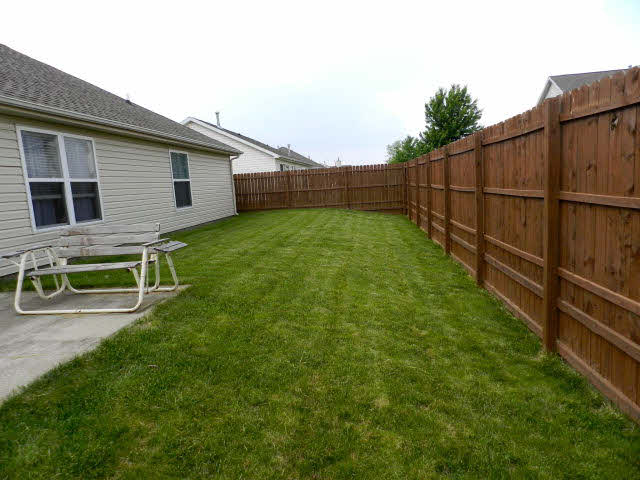 624 Bush Dr, Dayton, IN 47941 photo 9