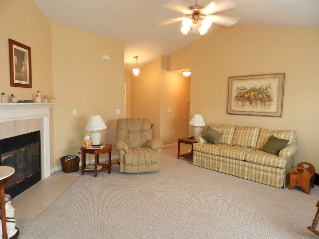 624 Bush Dr, Dayton, IN 47941 photo 3