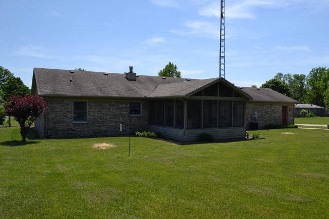 593 W Park Rd, Monon, IN 47959 photo 13