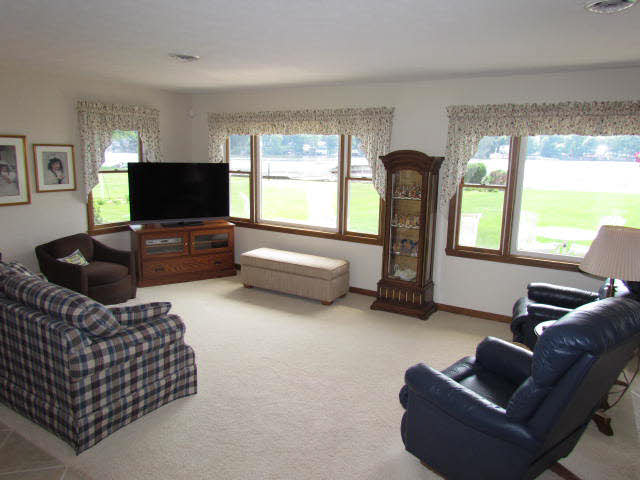 2513 S Pleasant Valley Ct, Monticello, IN 47960 photo 13