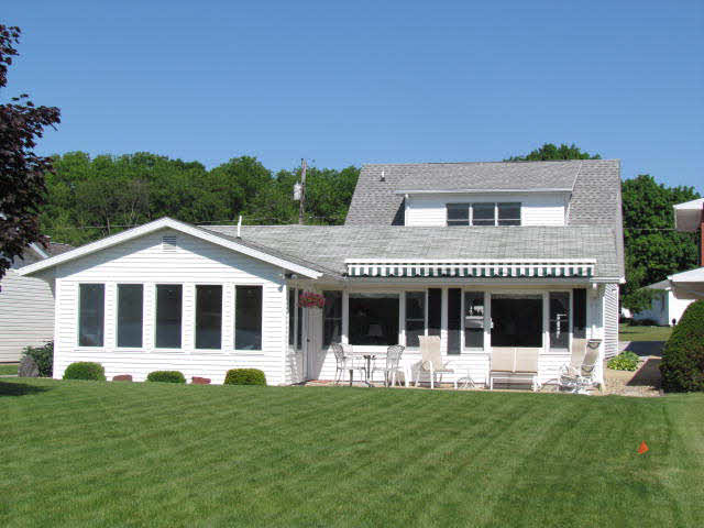 2513 S Pleasant Valley Ct, Monticello, IN 47960 photo 1