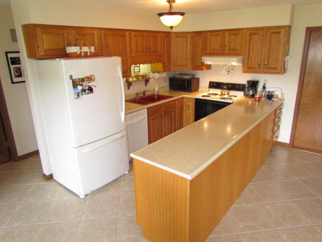 2513 S Pleasant Valley Ct, Monticello, IN 47960 photo 11