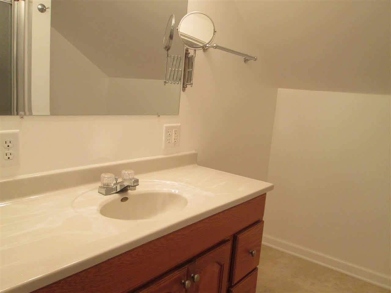801 W Lindweth Pl, Muncie, IN 47303 photo 8