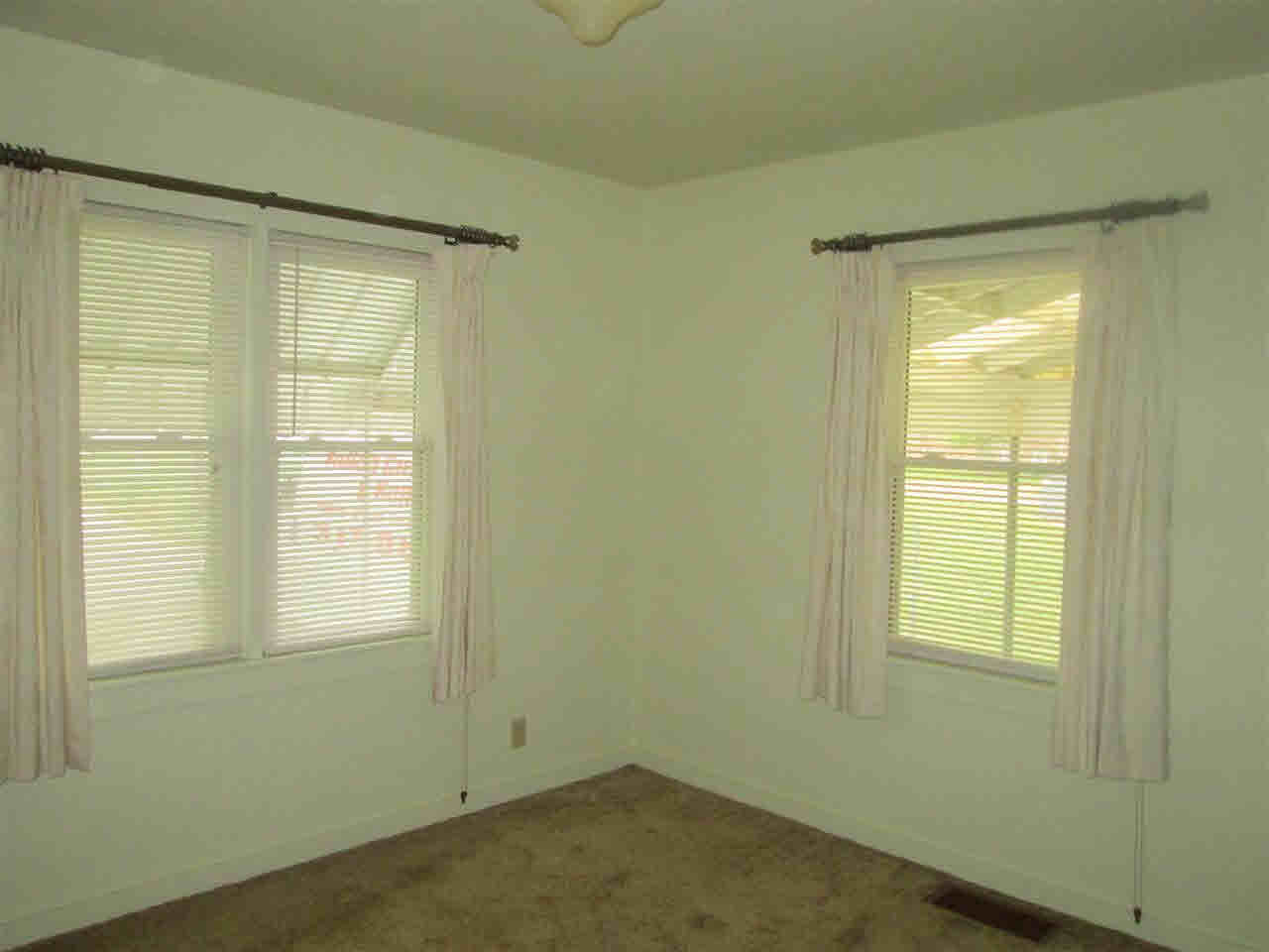 801 W Lindweth Pl, Muncie, IN 47303 photo 6